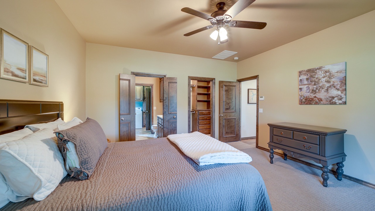 Photo of Bedroom in Checotah