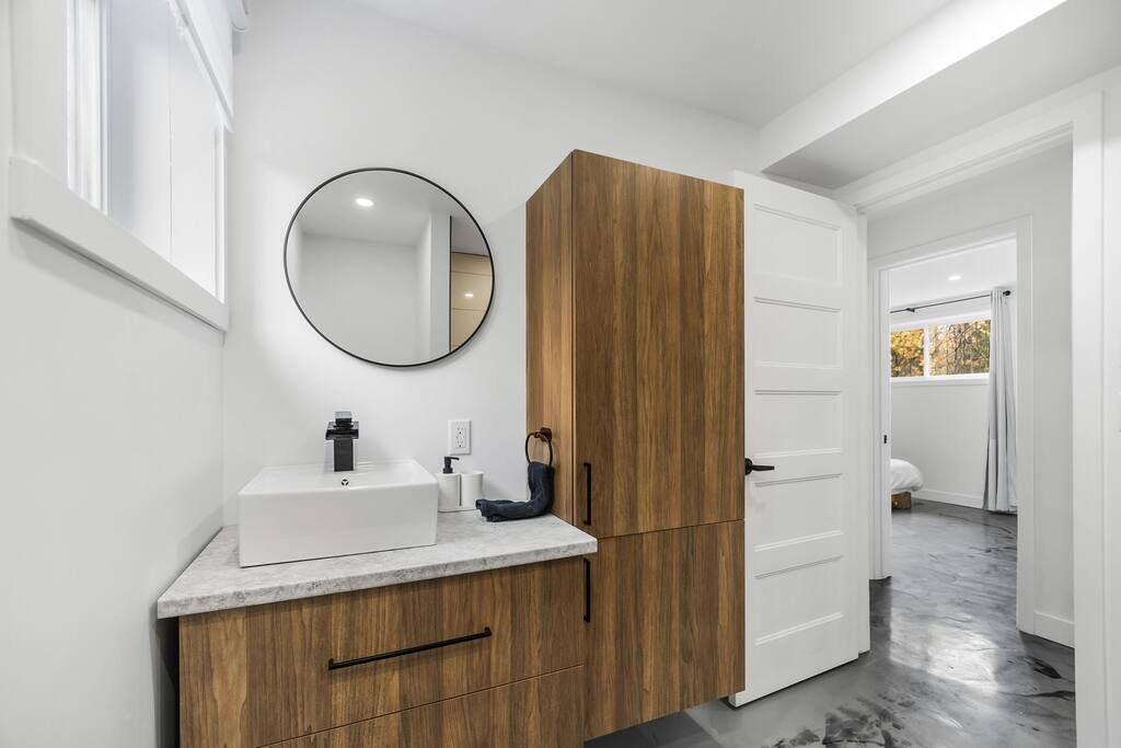 Photo of Bathroom in Notre-Dame-de-la-Merci