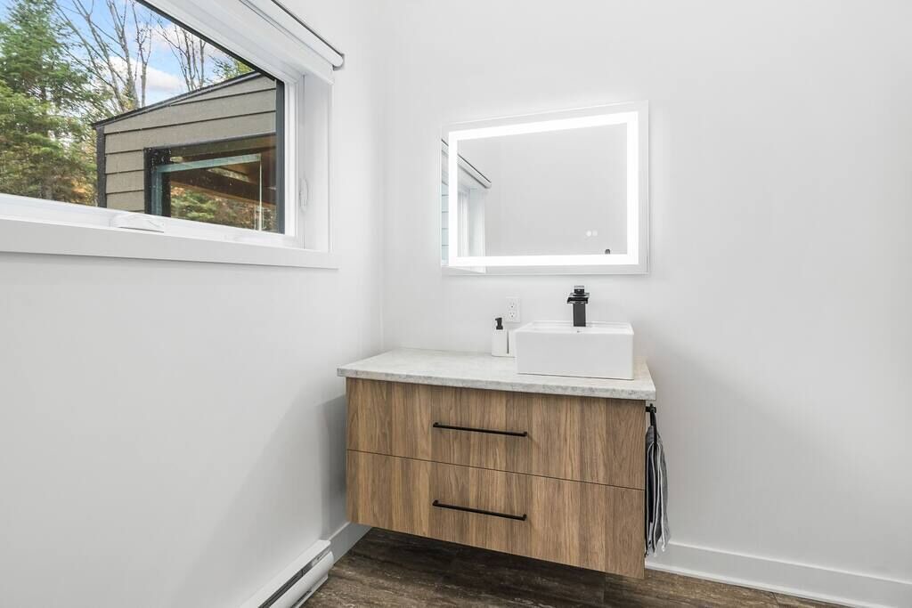 Photo of Bathroom in Notre-Dame-de-la-Merci