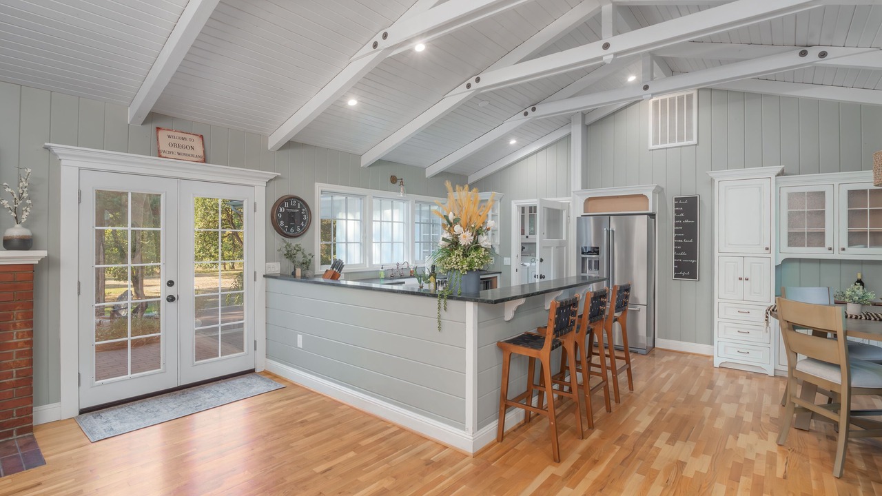 Photo of Others in Roseburg