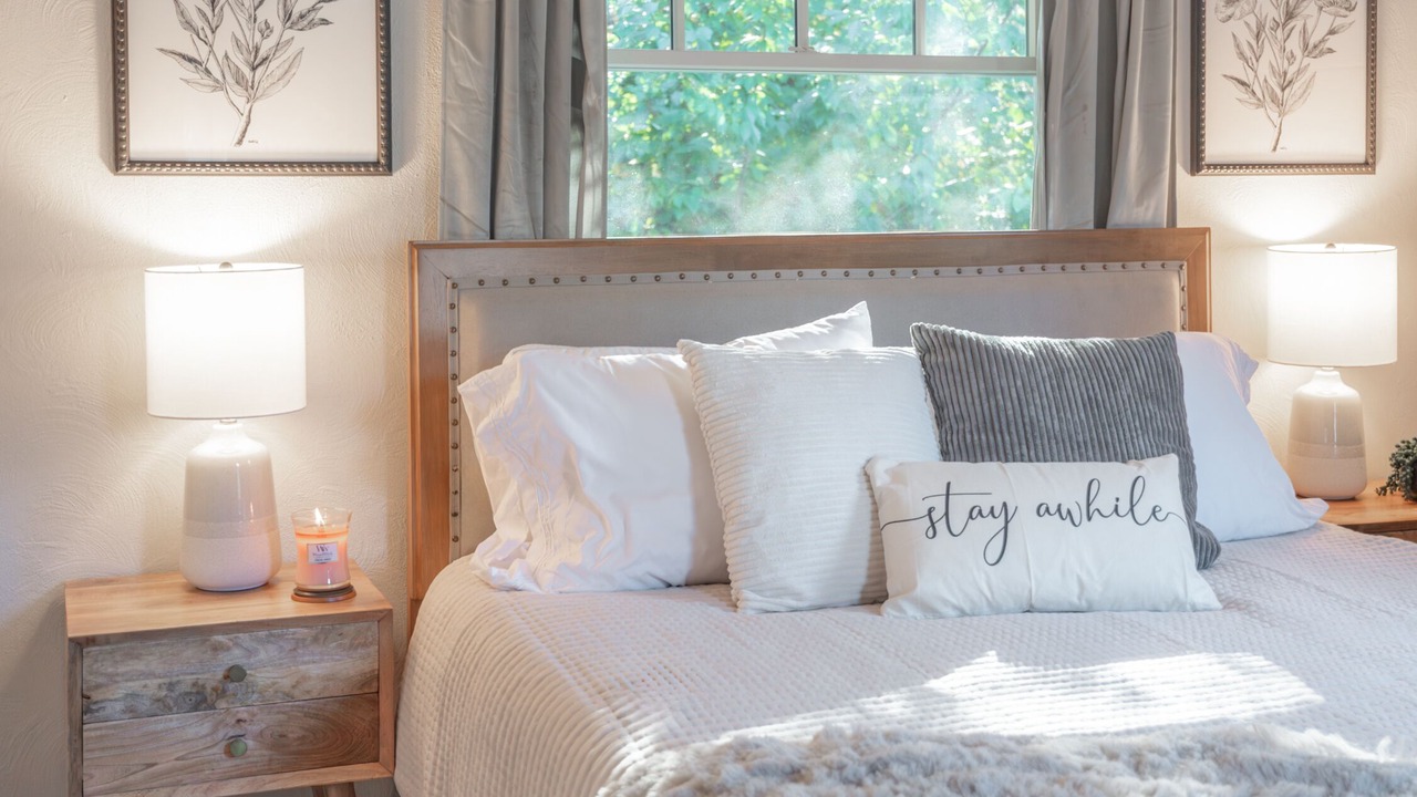 Photo of Bedroom in Roseburg