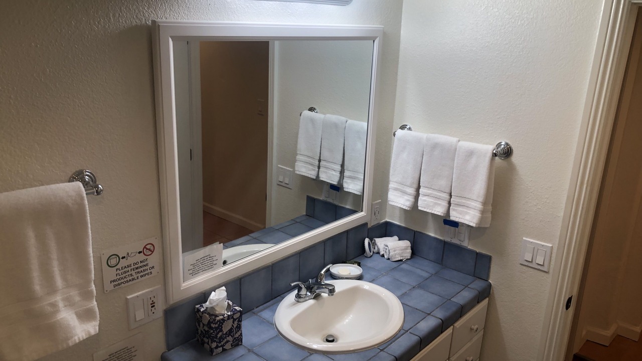 Photo of Bathroom in Avalon
