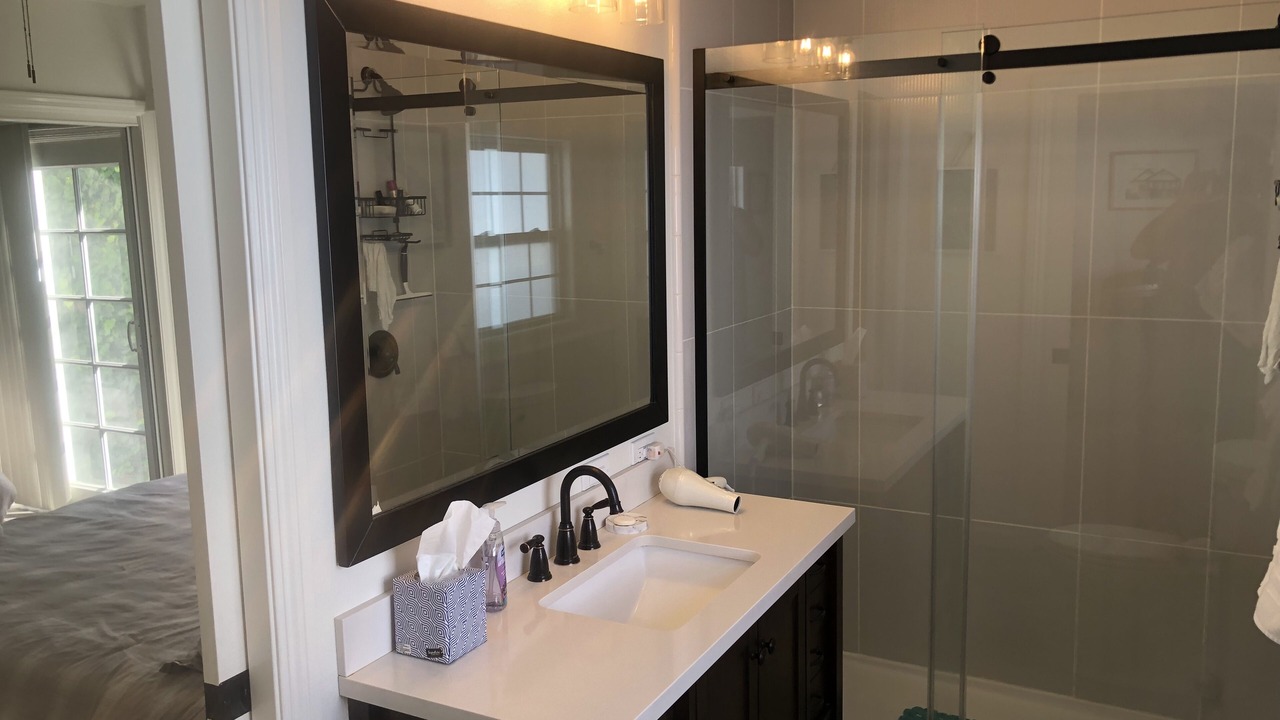 Photo of Bathroom in Avalon