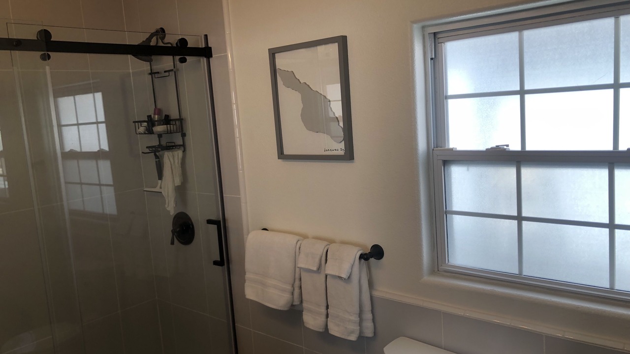 Photo of Bathroom in Avalon