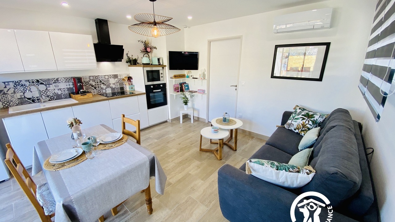 Photo of Livingroom in Villemoustaussou
