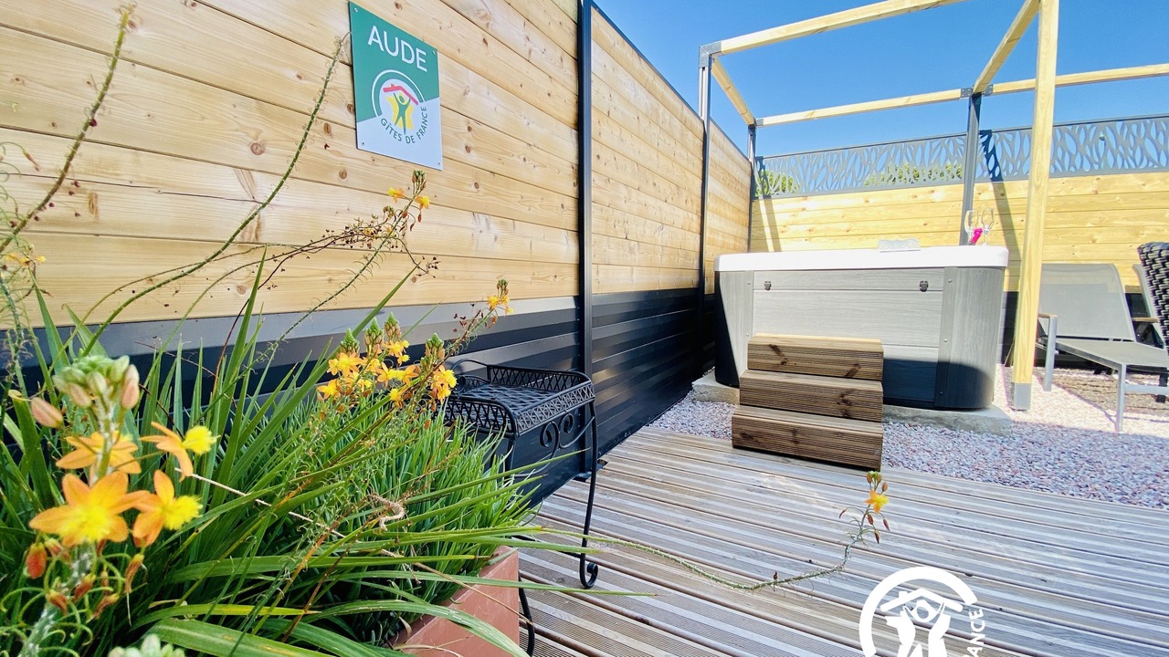 Photo of Patio Balcony in Villemoustaussou