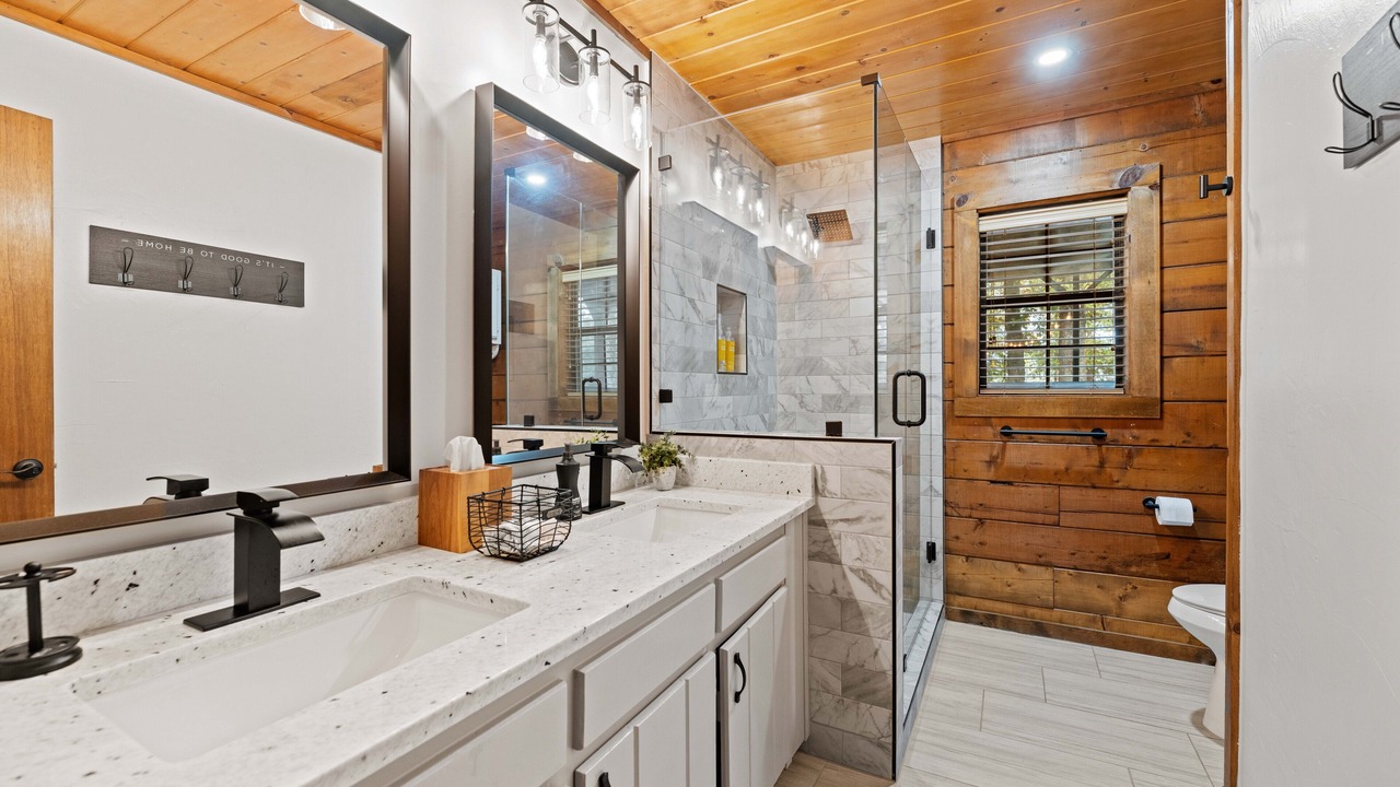 Photo of Bathroom in Mount Vernon
