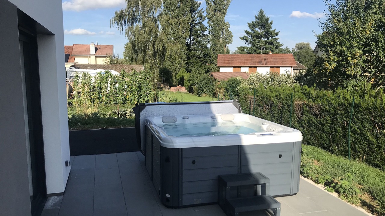 Photo of Patio Balcony in Gironcourt-sur-Vraine