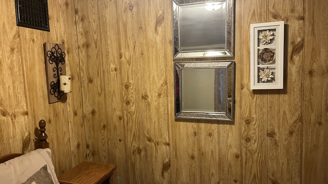 Photo of Bedroom in Sandy