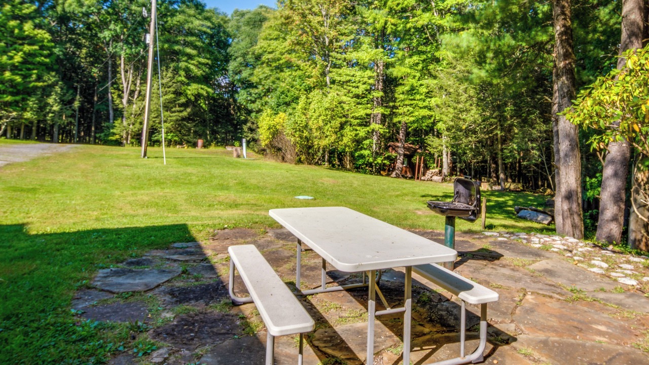 Photo of Outdoor in Blandburg