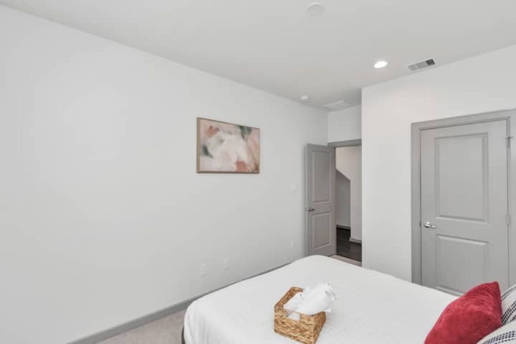 Photo of Bedroom in Northside