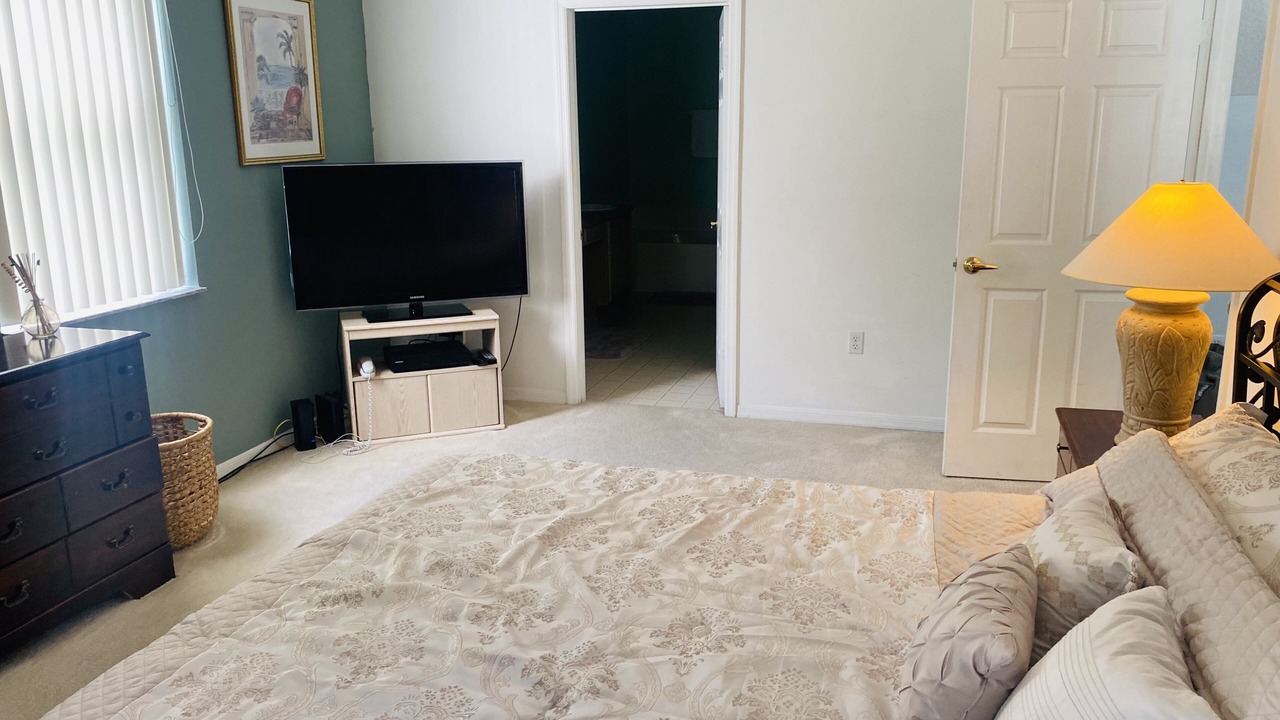 Photo of Bedroom in Thousand Oaks