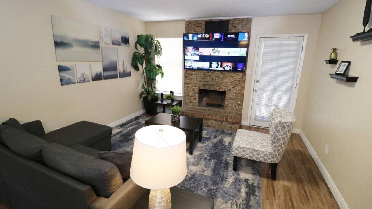 Photo of Livingroom in Biggs Field