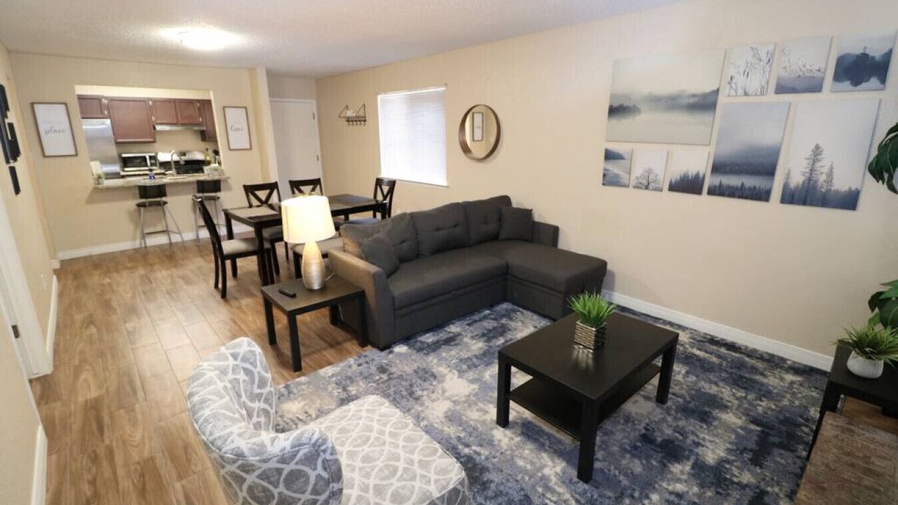 Photo of Livingroom in Biggs Field