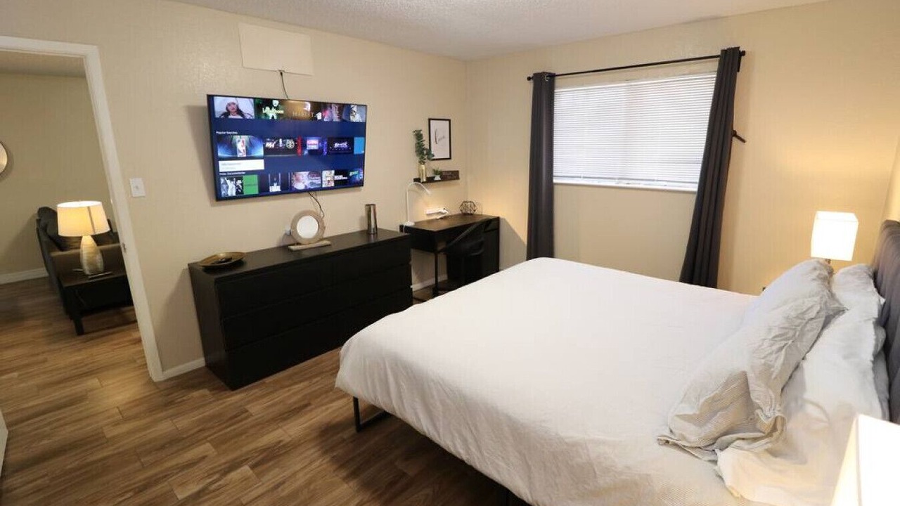 Photo of Bedroom in Biggs Field