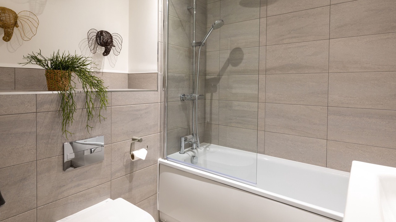 Photo of Bathroom in Southampton City Centre