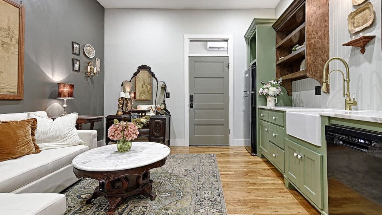 Photo of Livingroom in Greenville