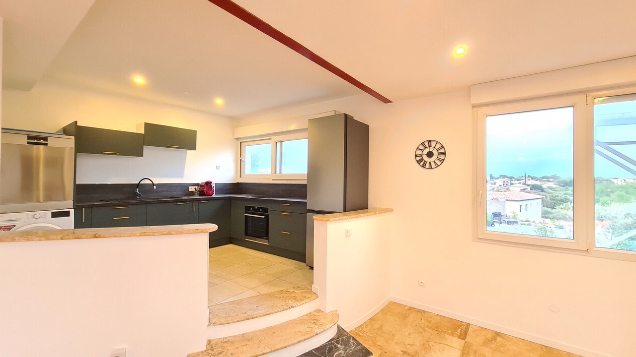 Photo of Kitchen in Saint-Gilles