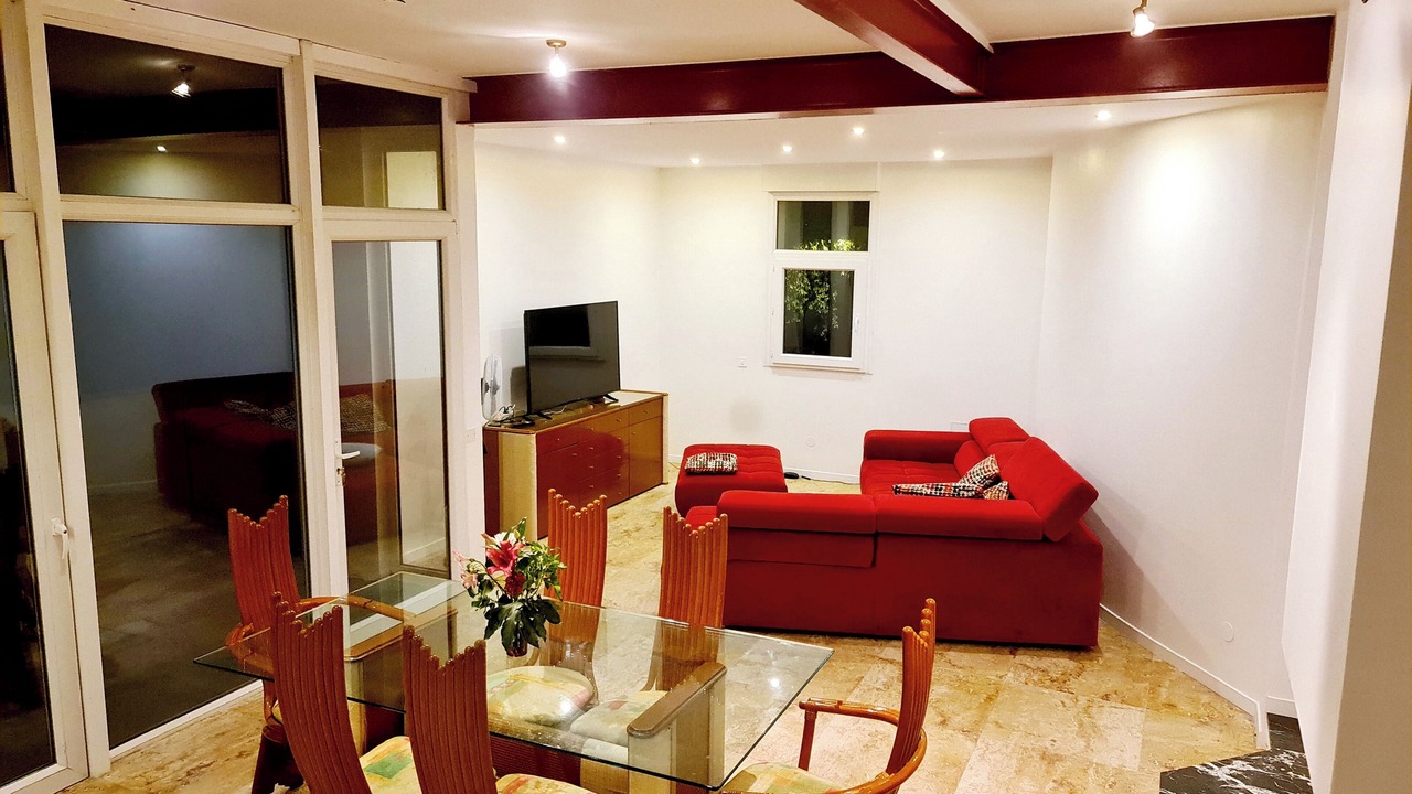 Photo of Livingroom in Saint-Gilles