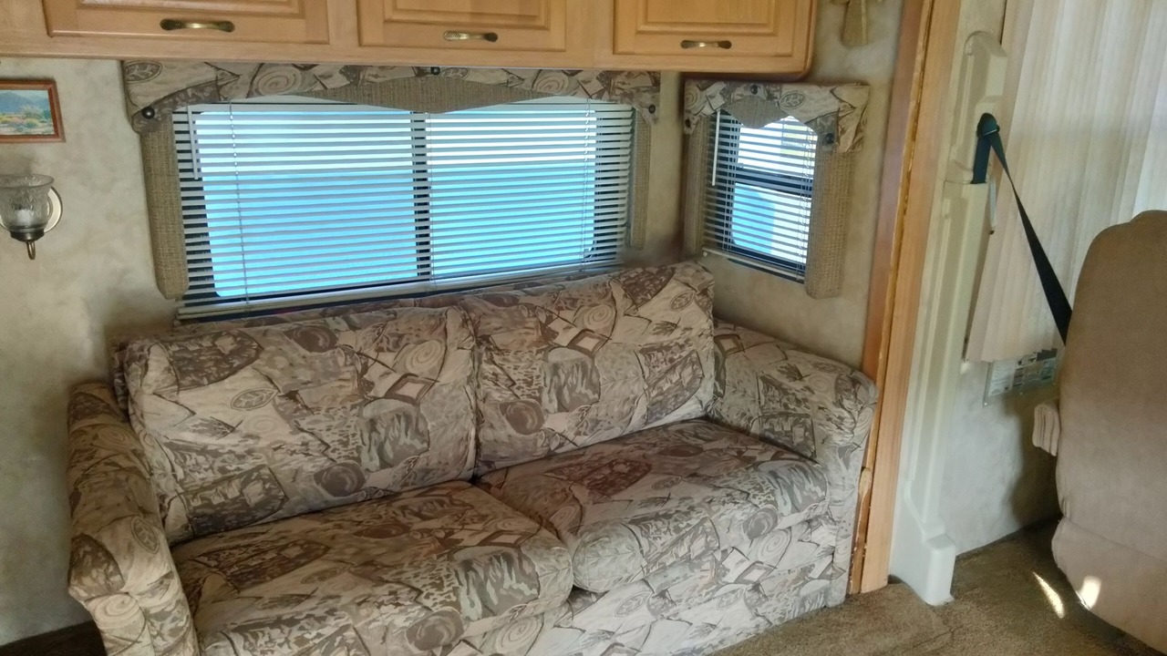 Photo of Livingroom in Jackson County
