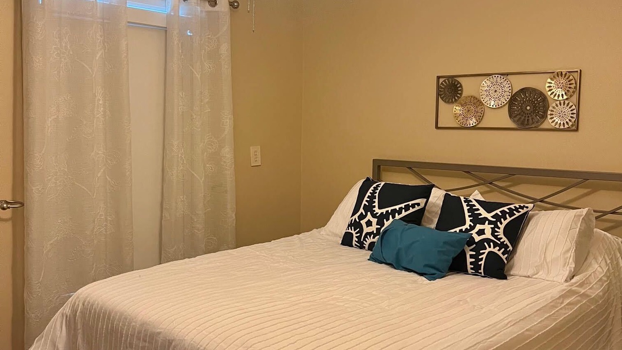 Photo of Bedroom in New Town