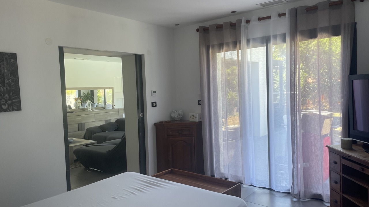 Photo of Bedroom in Longages