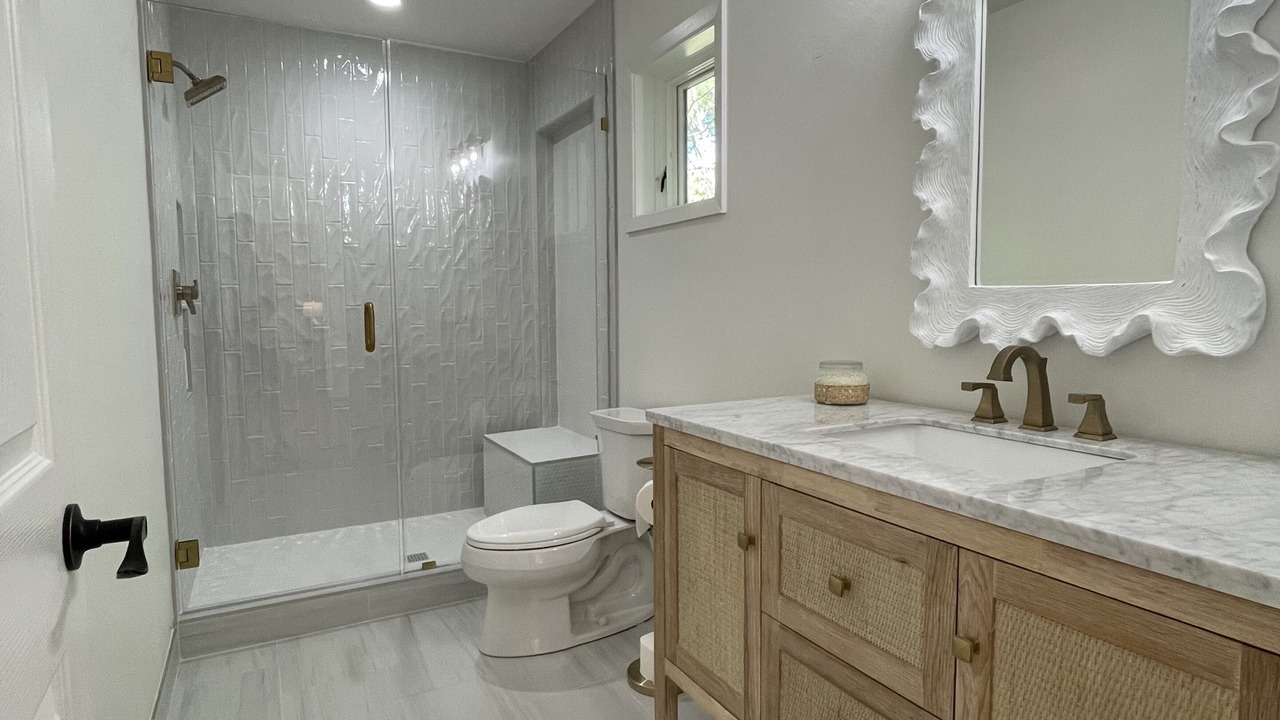 Photo of Bathroom in Eden Isle