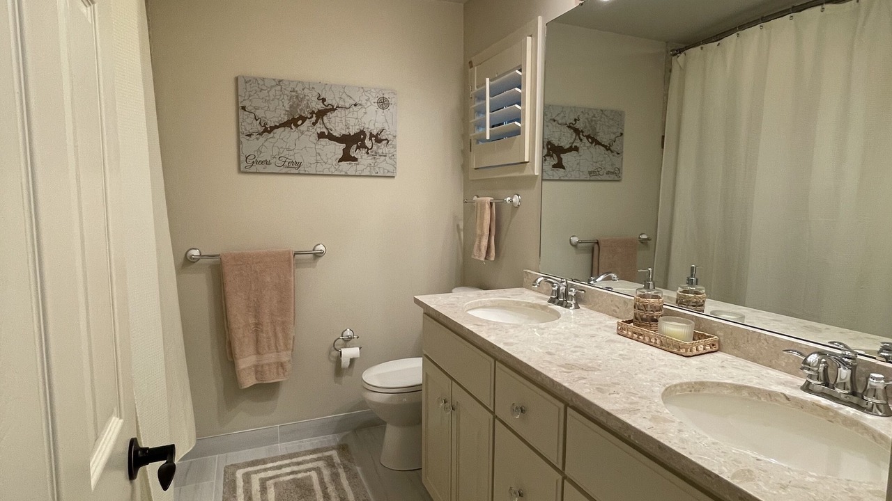 Photo of Bathroom in Eden Isle