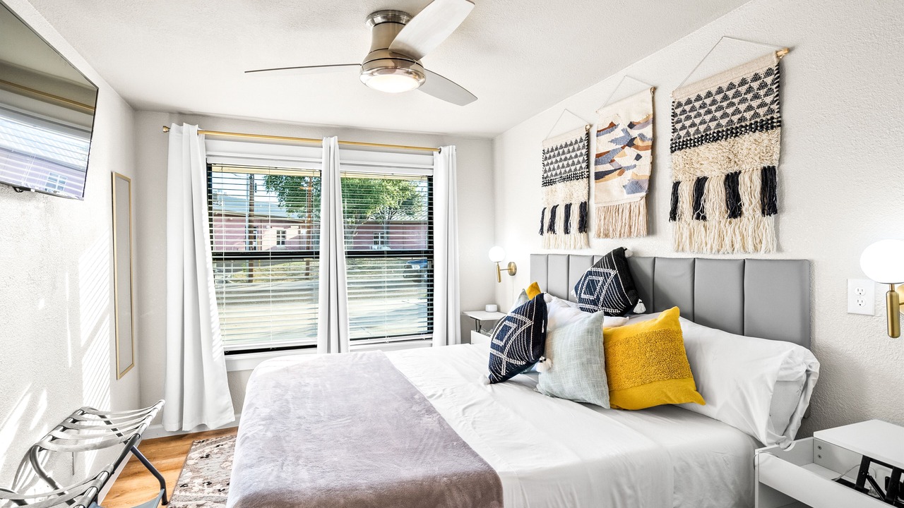 Photo of Bedroom in Eastern Division