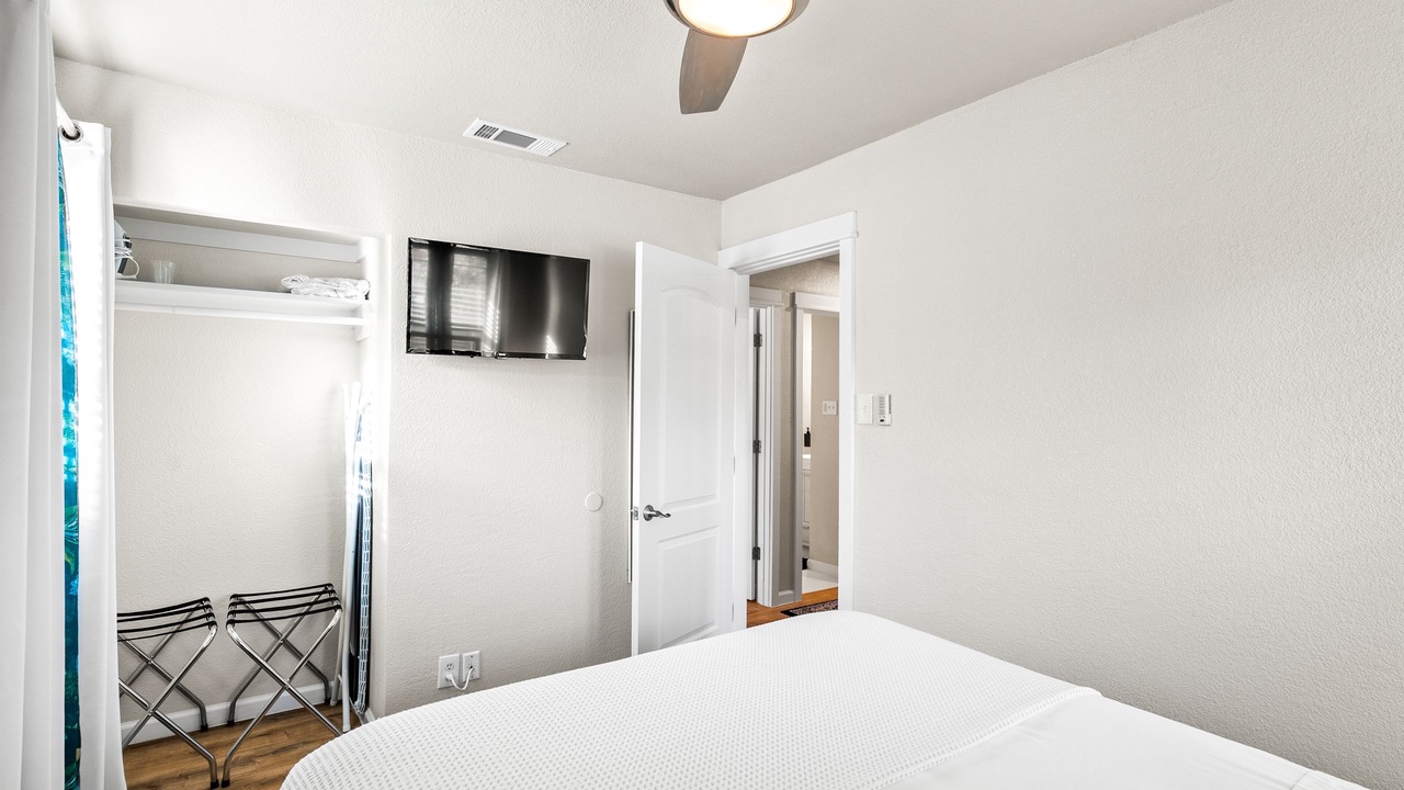 Photo of Bedroom in Eastern Division