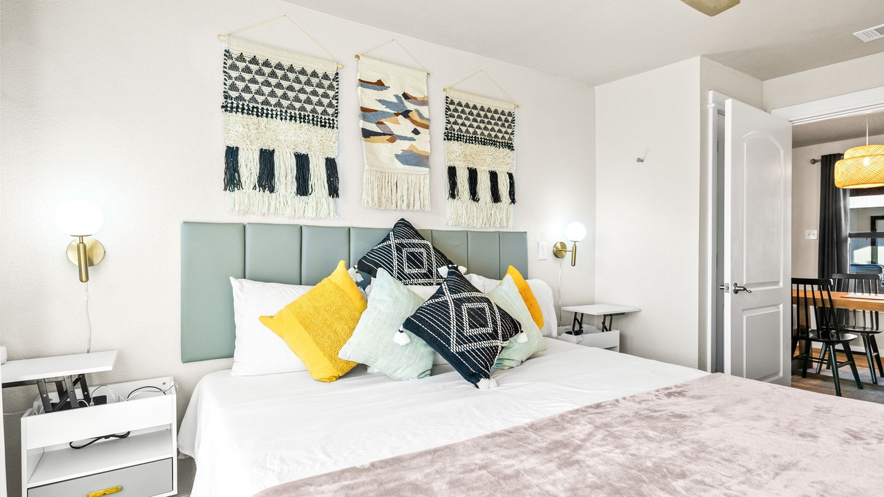 Photo of Bedroom in Eastern Division