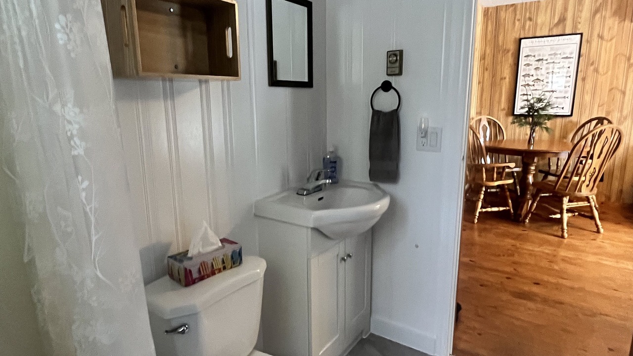 Photo of Bathroom in Plummer Additional