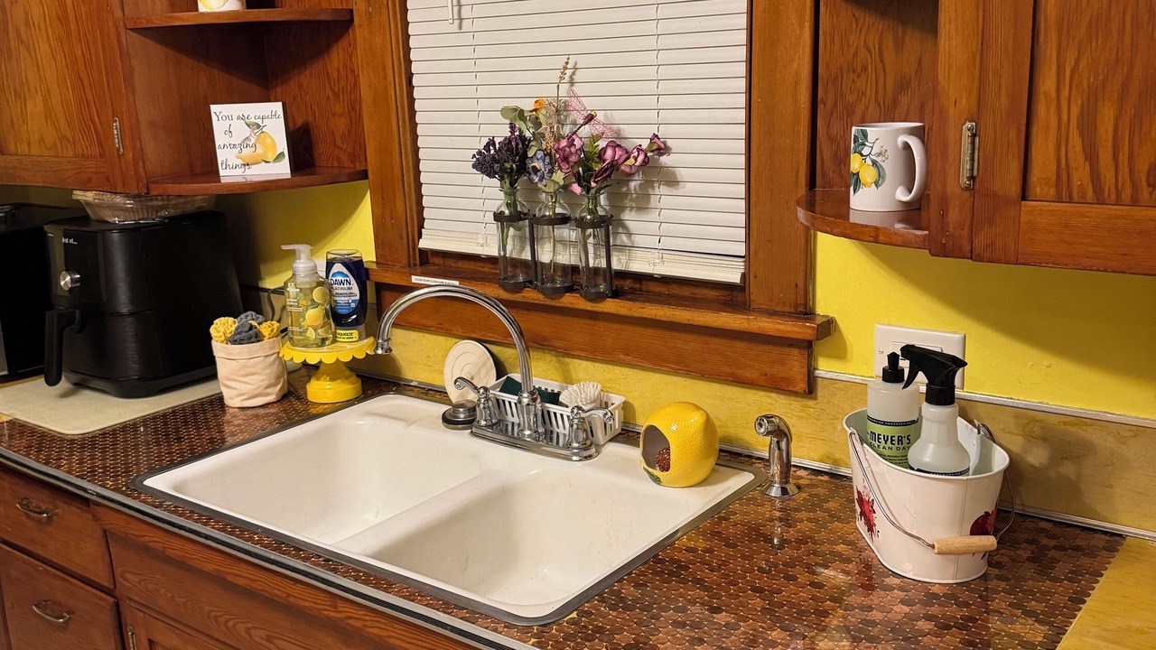 Photo of Kitchen in Swea City