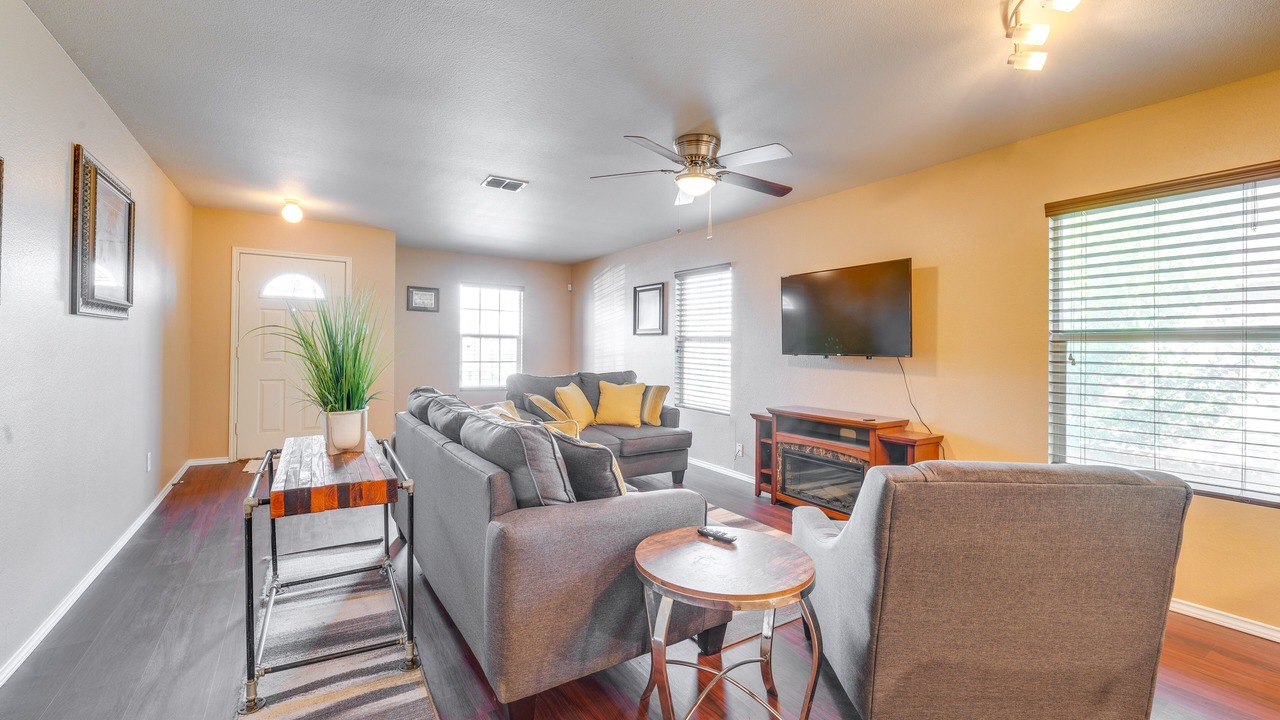 Photo of Livingroom in Fort Worth