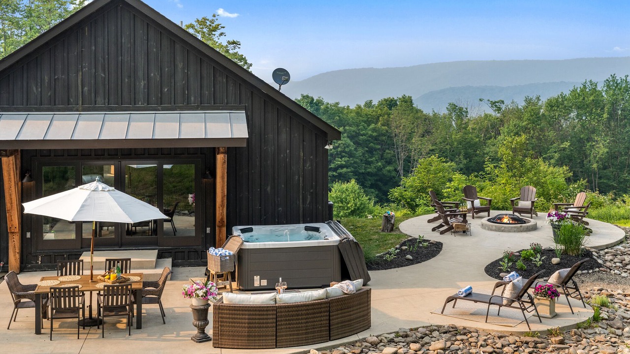 Photo of Patio Balcony in Ellicottville
