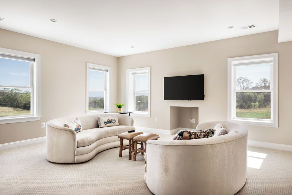 Photo of Livingroom in Edinburg