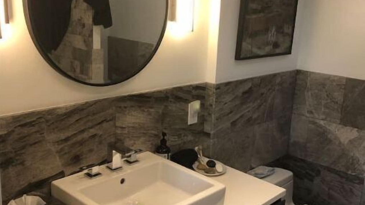 Photo of Bathroom in Almonte