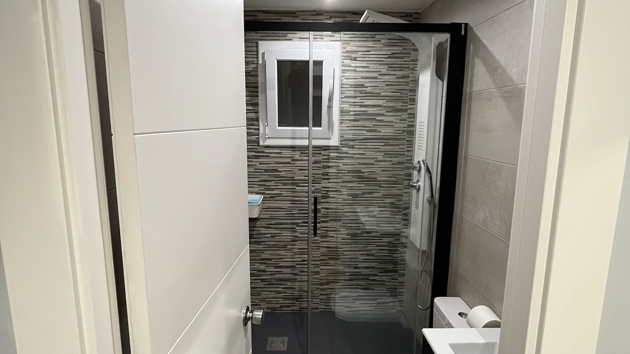 Photo of Bathroom in Nou Barris