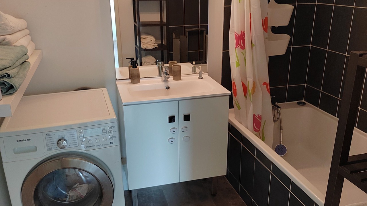 Photo of Bathroom in Bagneux
