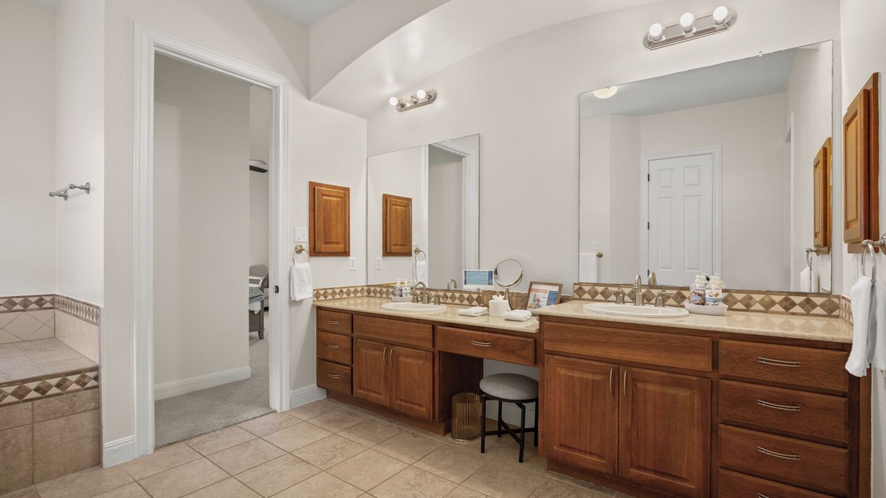 Photo of Bathroom in Rocky Ridge
