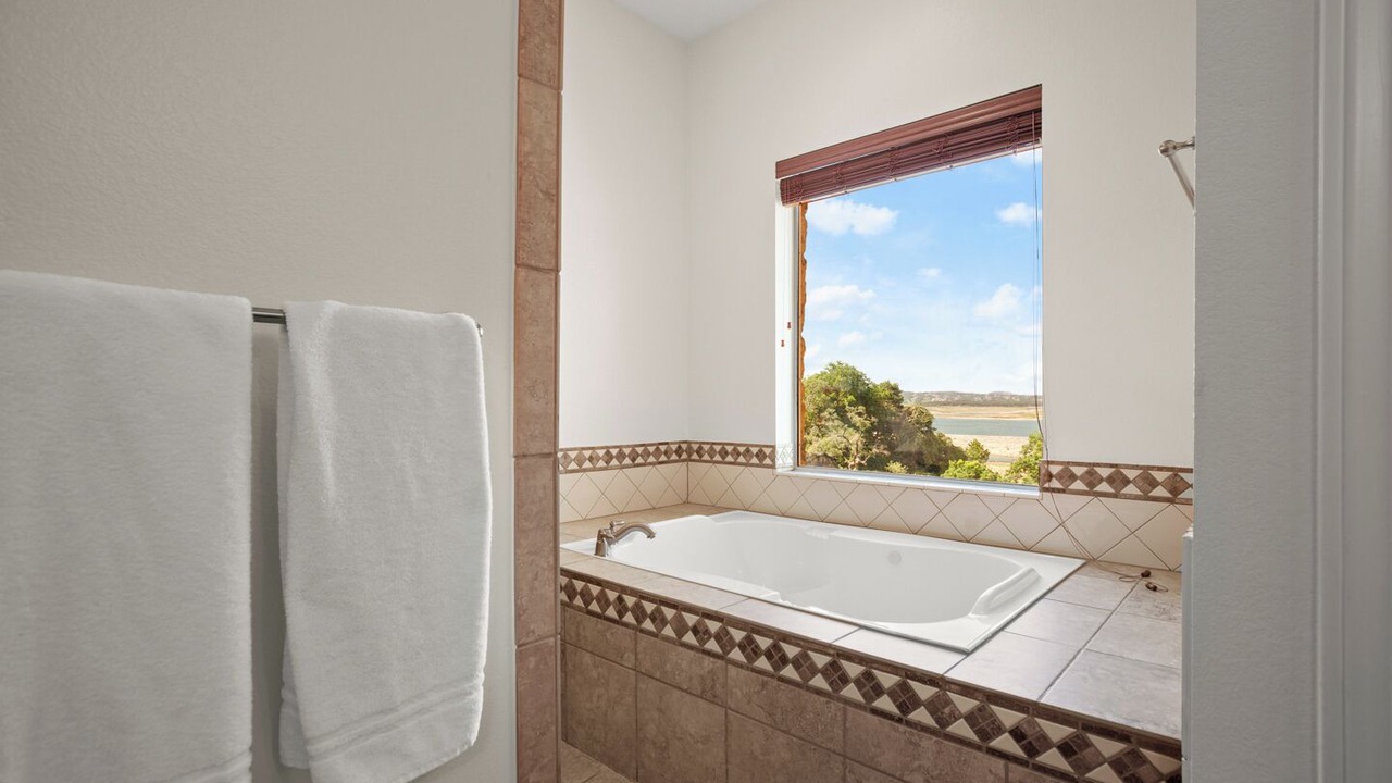 Photo of Bathroom in Rocky Ridge