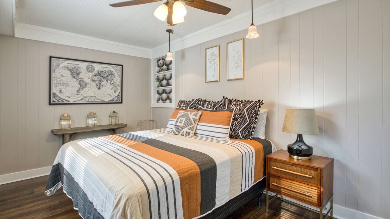 Photo of Bedroom in Thunderbolt