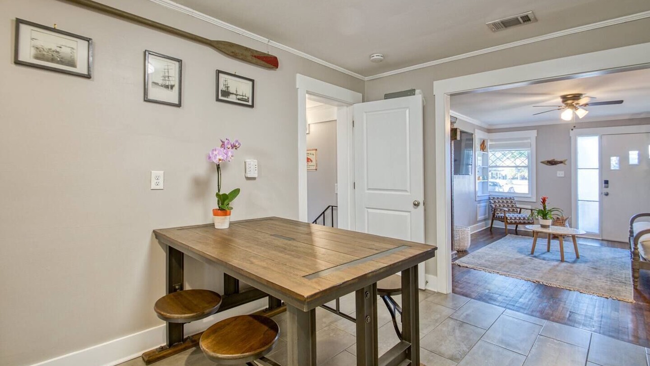 Photo of Others in Thunderbolt