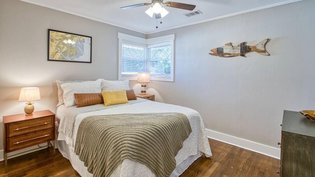 Photo of Bedroom in Thunderbolt