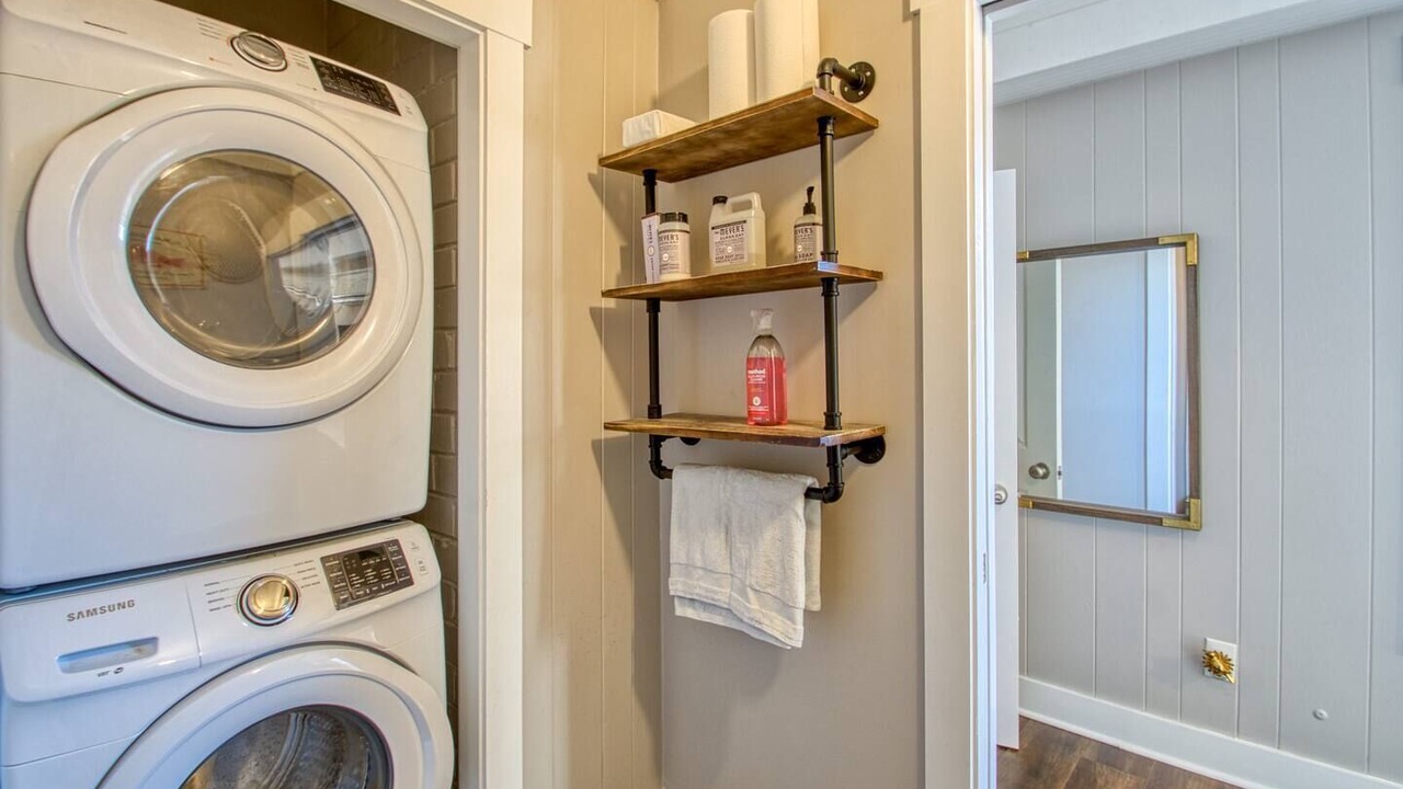 Photo of Others in Thunderbolt