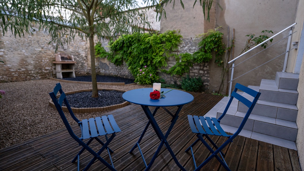 Photo of Outdoor in Chateau-Landon