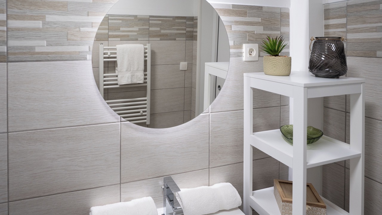 Photo of Bathroom in Chateau-Landon