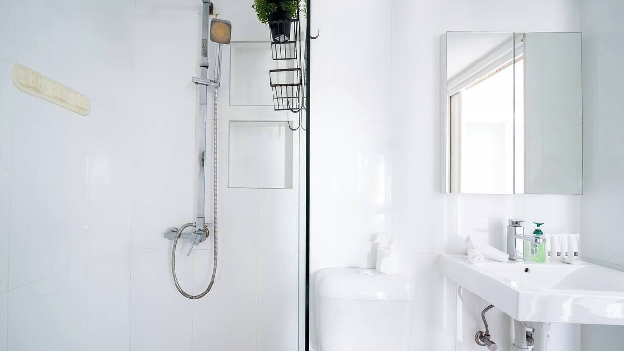 Photo of Bathroom in Mascot