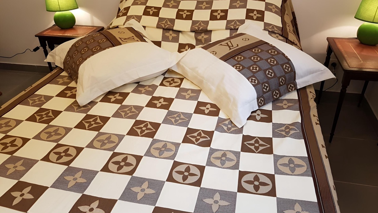 Photo of Bedroom in Honfleur