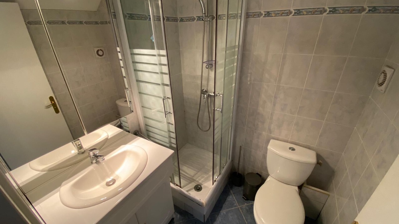 Photo of Bathroom in Courseulles-sur-Mer